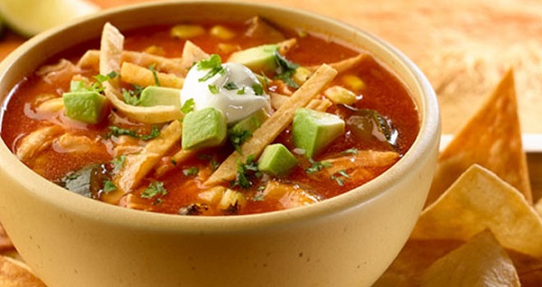 sopa azteca, comida mexicana