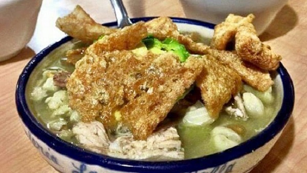 pozole estilo oaxaca, receta de méxico